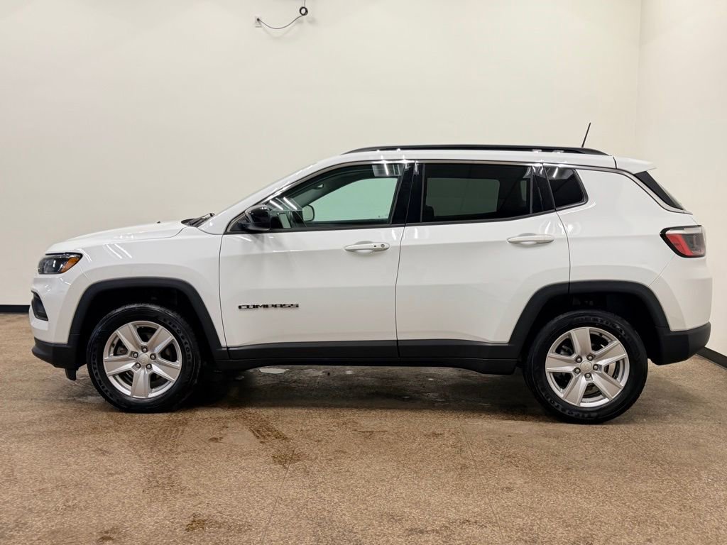 Used 2022 Jeep Compass Latitude w/ Convenience Group image 2
