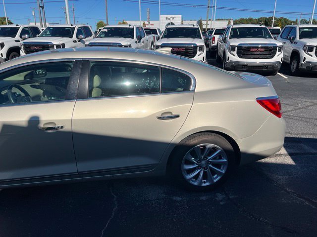 Used 2016 Buick LaCrosse Leather FWD image 8