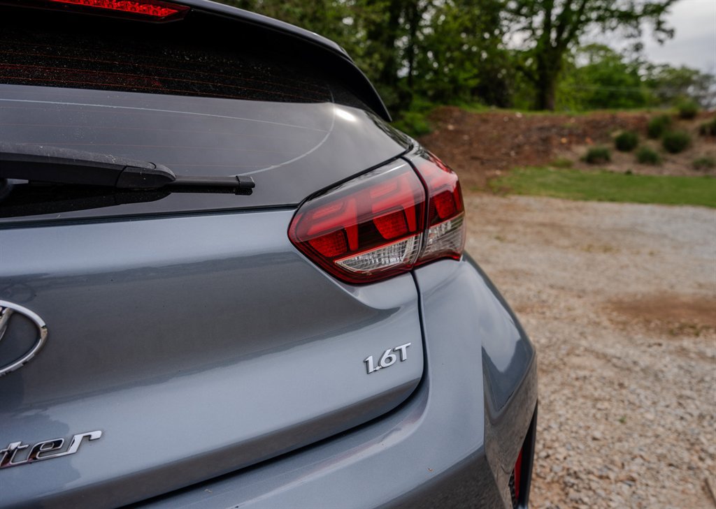 Used 2019 Hyundai Veloster Turbo Ultimate image 11