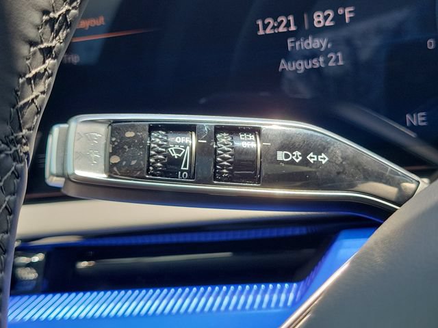 New 2027 Cadillac Optiq Luxury w/ LPO, Floor Liner Package AWD/4WD image 18