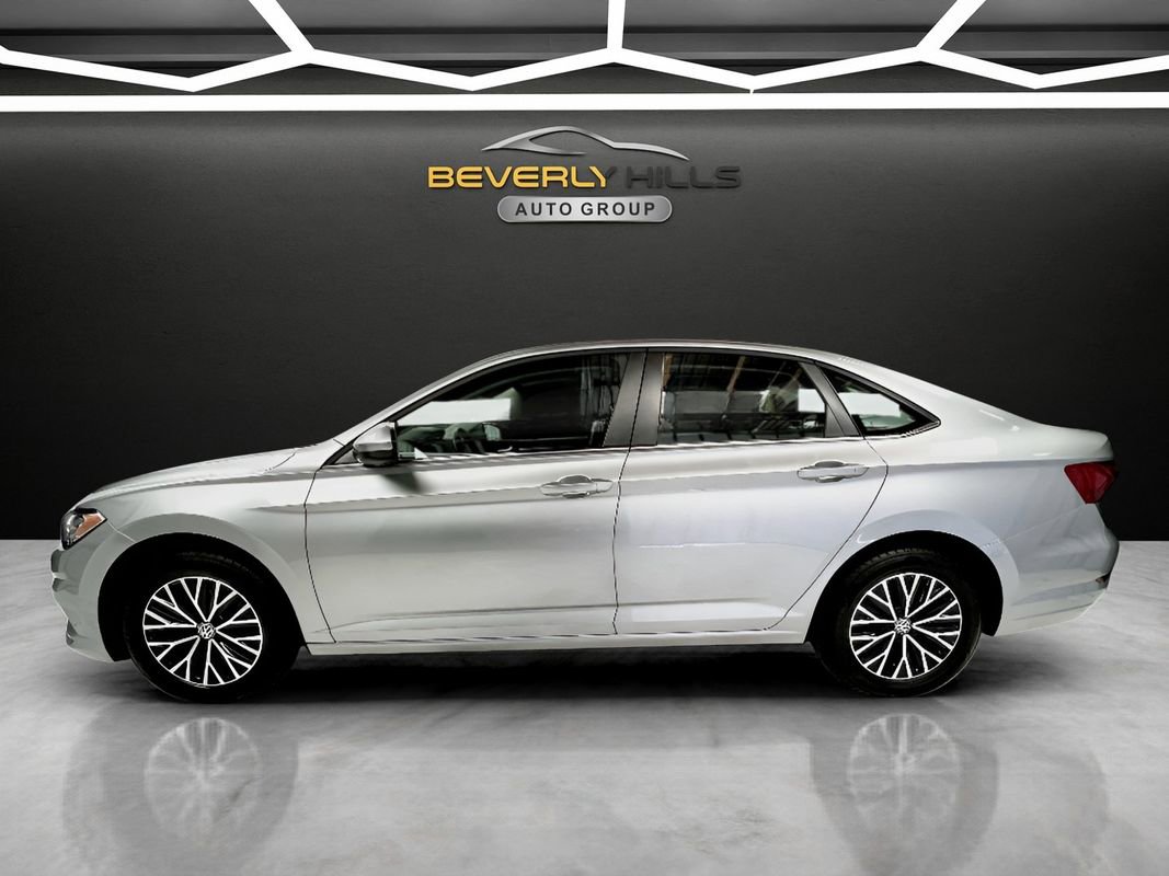 Used 2021 Volkswagen Jetta S image 2