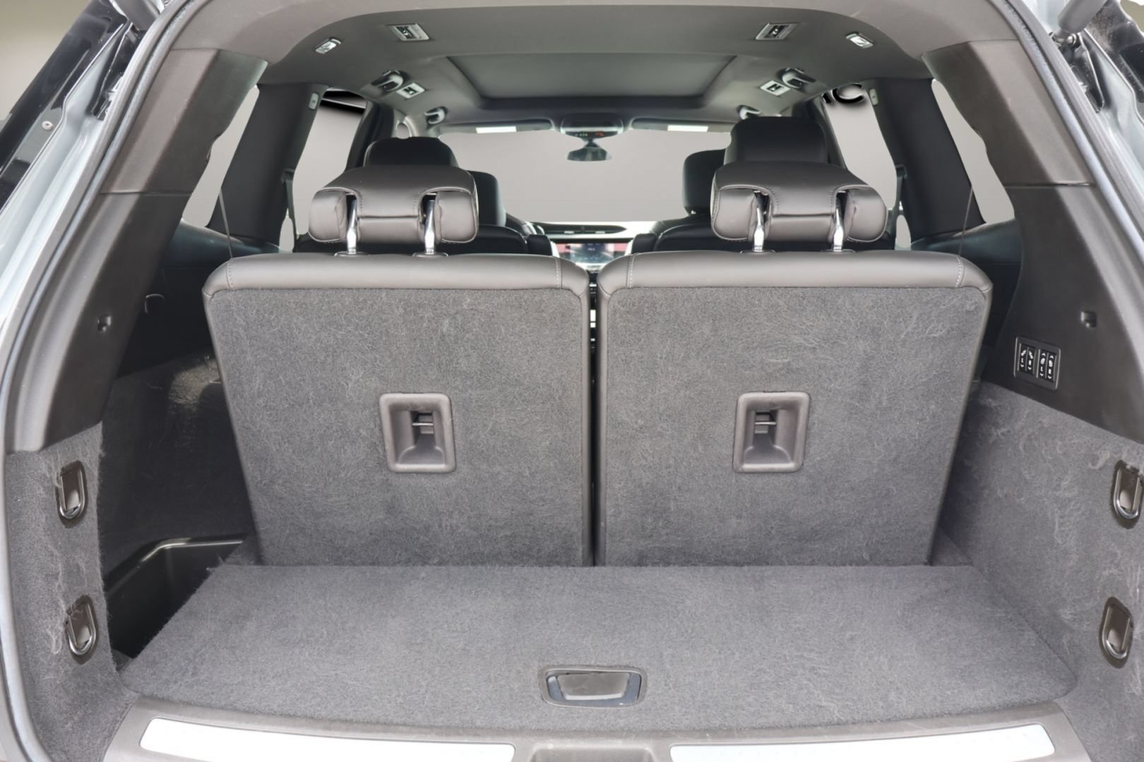 Certified 2023 Cadillac XT6 Premium Luxury AWD/4WD image 18