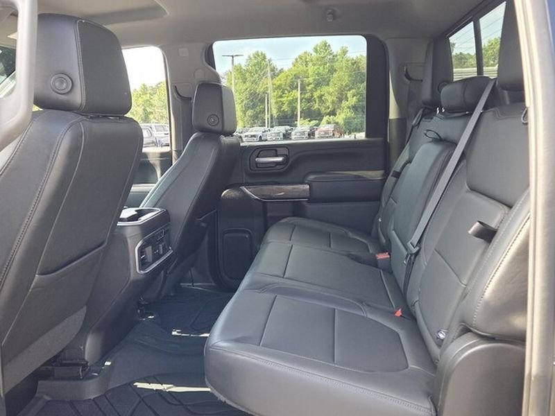 Used 2021 Chevrolet Silverado 2500 LTZ w/ LTZ Plus Package AWD/4WD image 7