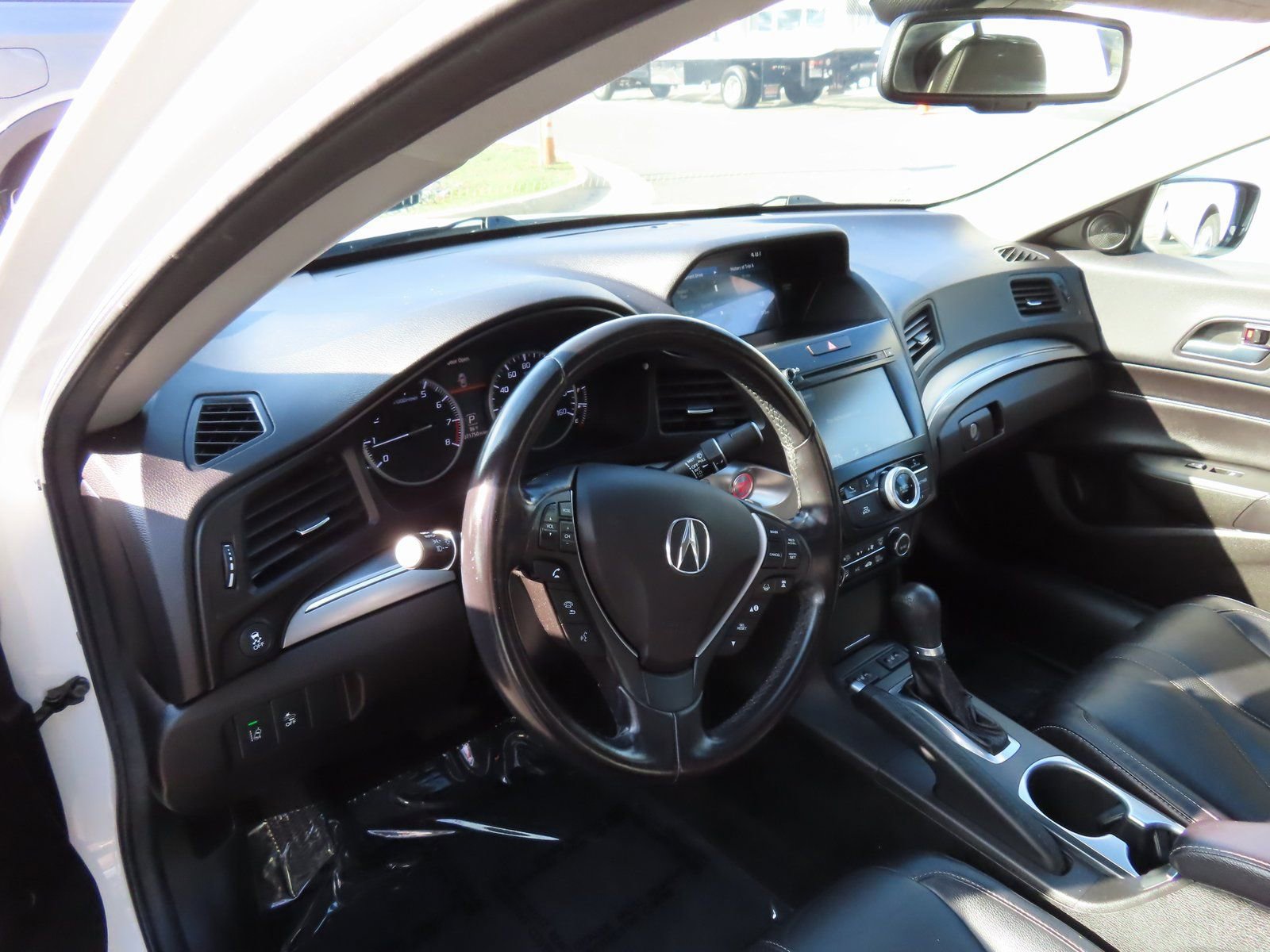 Used 2021 Acura ILX w/ Premium Package image 12