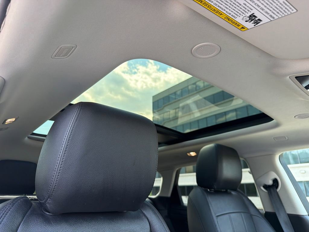 Used 2023 Land Rover Range Rover Evoque S AWD/4WD image 13