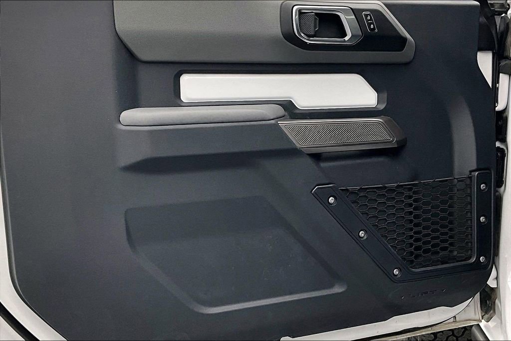 Certified 2023 Ford Bronco Black Diamond image 23