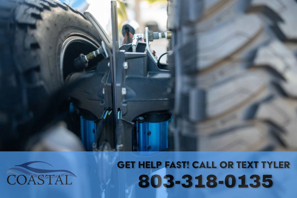 Used 2022 Ford Bronco Raptor image 18