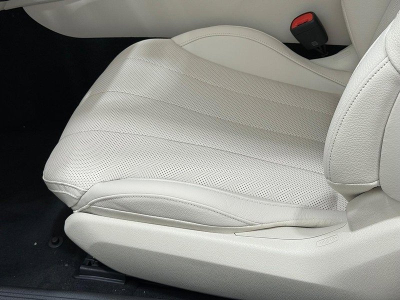 New 2026 Mercedes-Benz CLE 300 4MATIC Cabriolet image 18