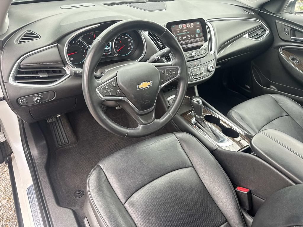 Used 2016 Chevrolet Malibu Premier w/ Driver Confidence Package FWD image 20