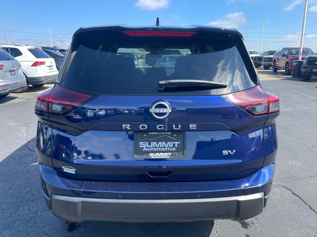 Used 2024 Nissan Rogue SV FWD image 29