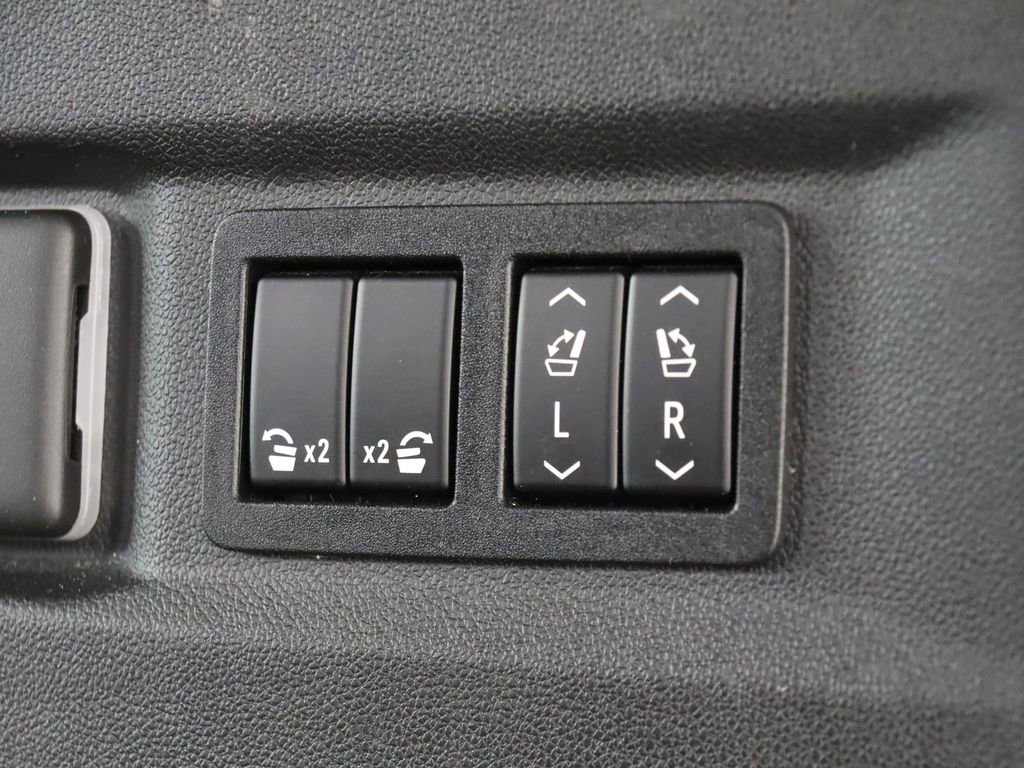 Used 2021 GMC Yukon Denali AWD/4WD image 51