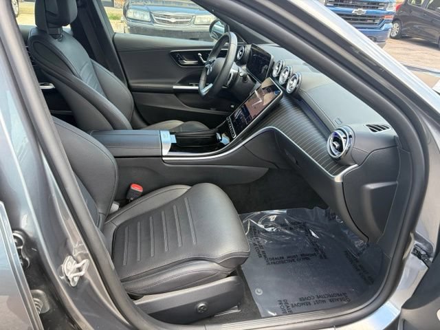 Used 2025 Mercedes-Benz C 300 Sedan image 36