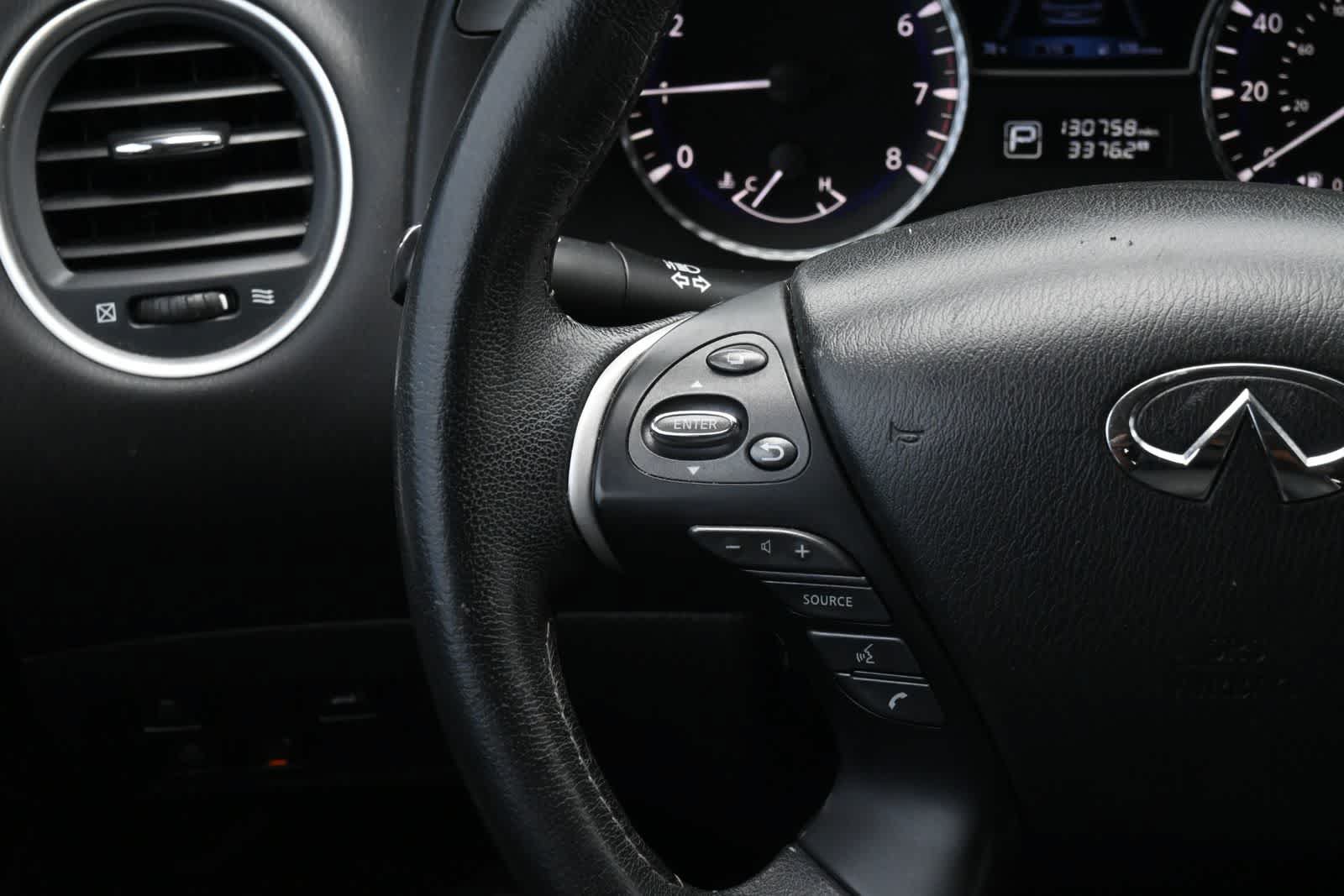 Used 2019 INFINITI QX60 Luxe w/ Essential Package FWD image 10