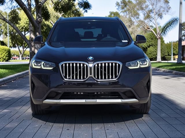 Used 2023 BMW X3 xDrive30i w/ Premium Package AWD/4WD image 3