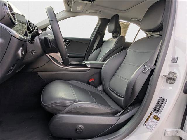 Used 2025 Mercedes-Benz C 300 4MATIC Sedan image 15
