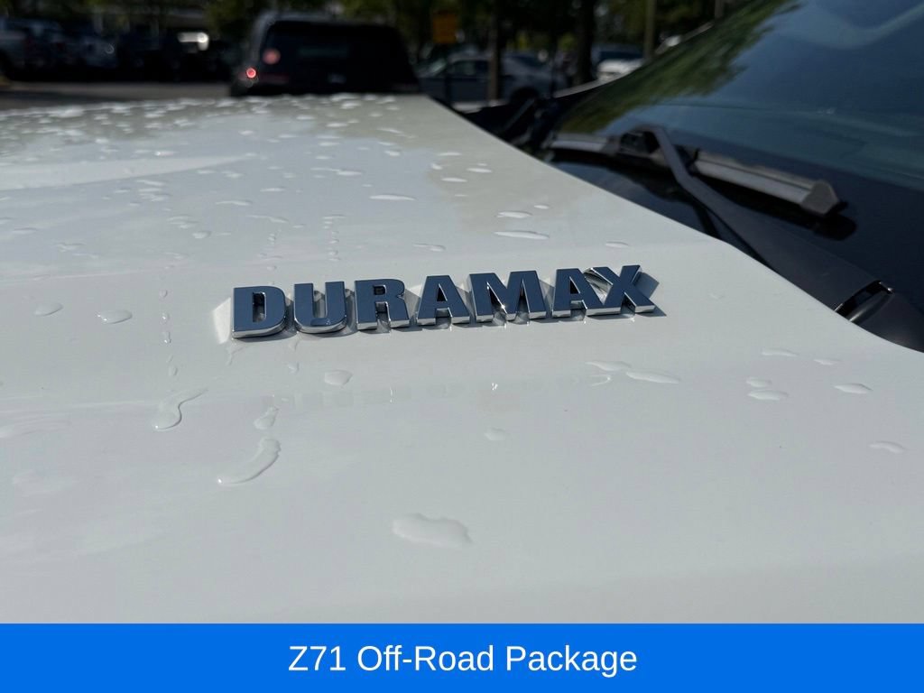 Used 2023 Chevrolet Silverado 1500 RST AWD/4WD image 12