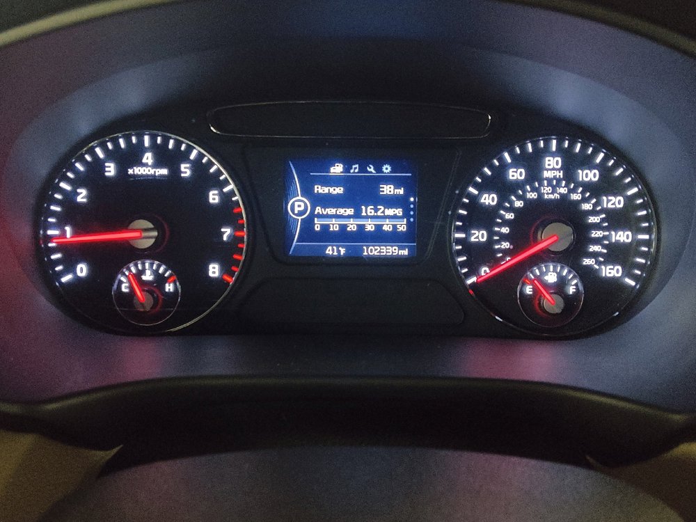 Used 2016 Kia Sorento LX w/ LX Convenience Package image 23