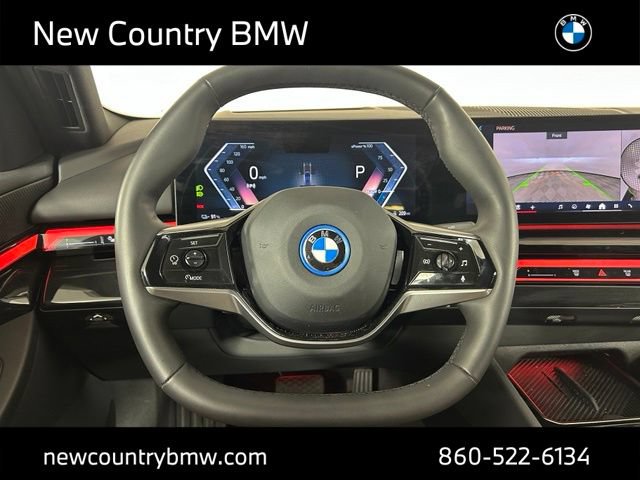 Used 2024 BMW i5 eDrive40i w/ Premium Package RWD image 14