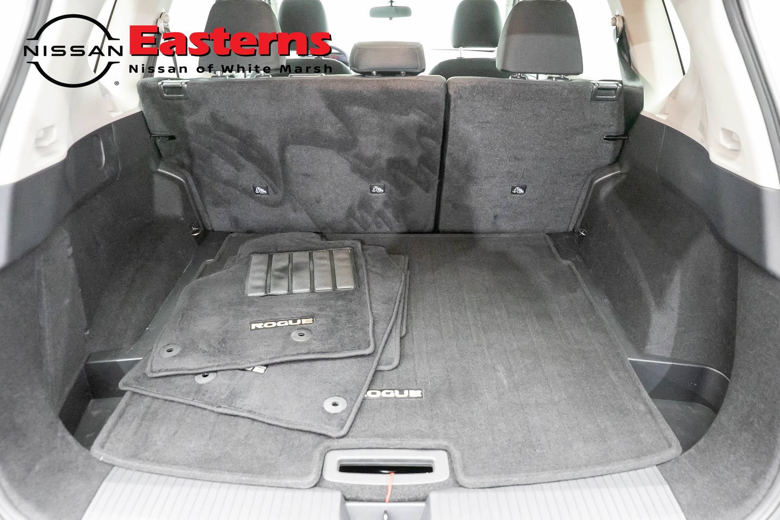 Used 2023 Nissan Rogue S FWD image 9