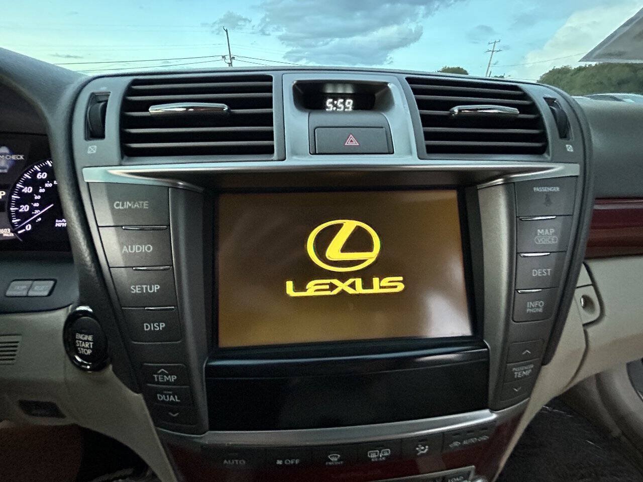 Used 2010 Lexus LS 460 AWD image 30