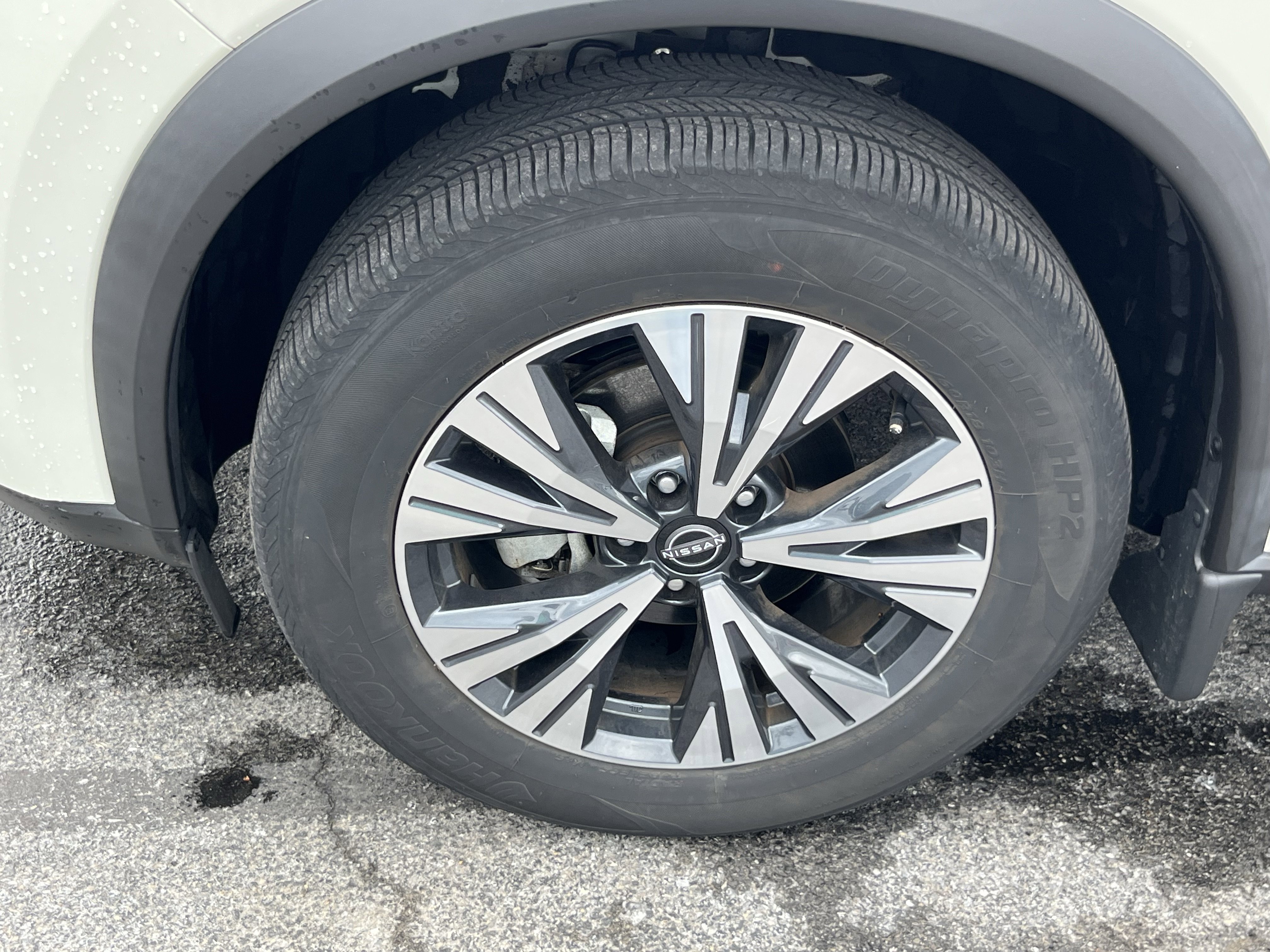 Used 2023 Nissan Rogue SV w/ SV Premium B Package AWD/4WD image 12