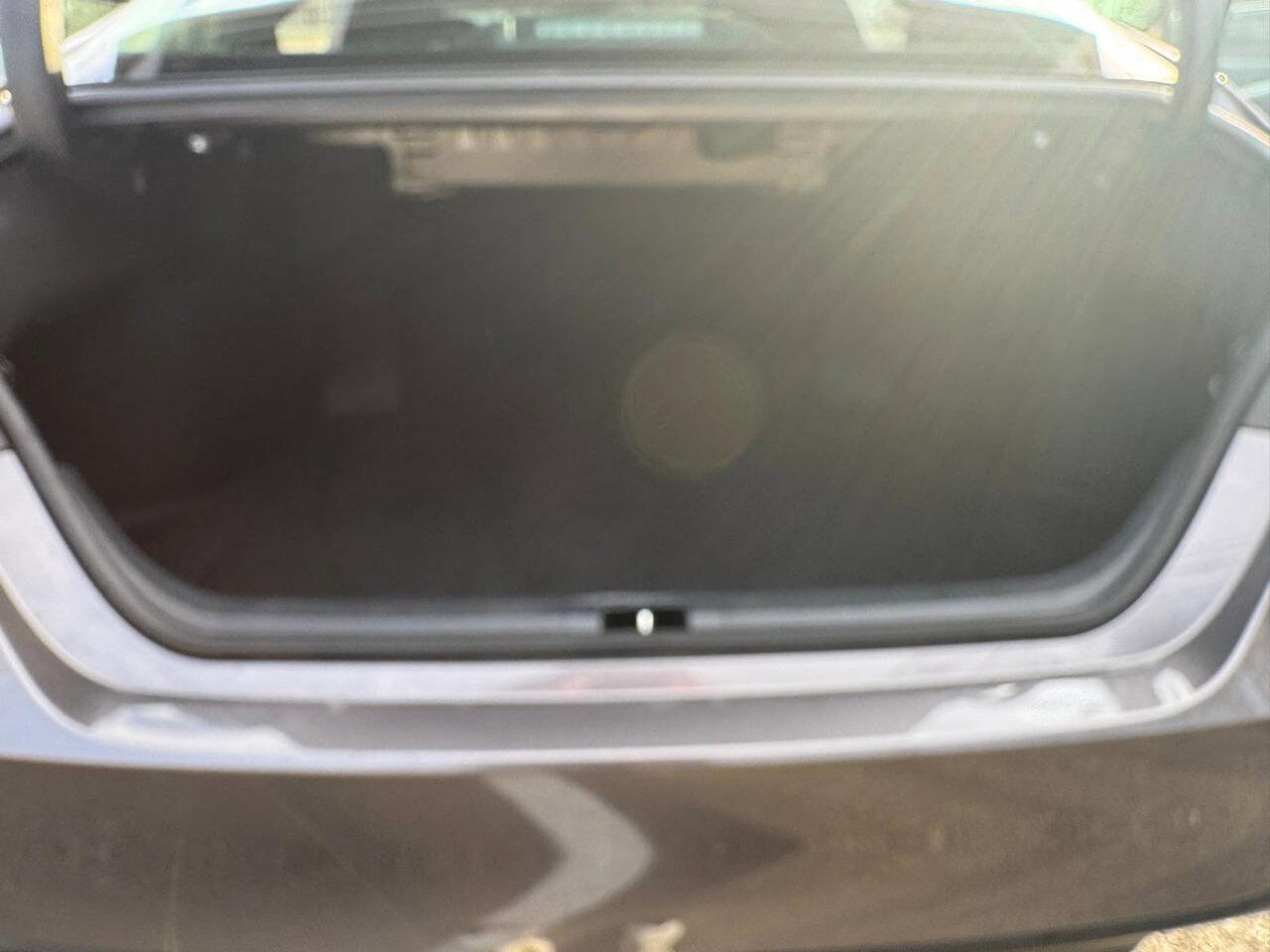 Used 2022 Toyota Camry LE image 32