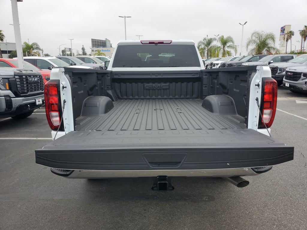New 2026 GMC Sierra 2500 SLE w/ SLE Value Package; AWD/4WD image 4