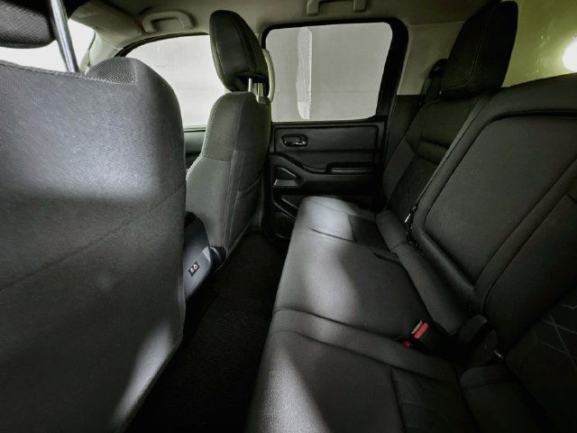 Used 2025 Nissan Frontier SV RWD image 22