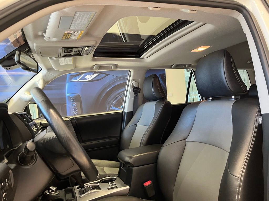 Used 2023 Toyota 4Runner SR5 Premium w/ Moonroof Package AWD/4WD image 14