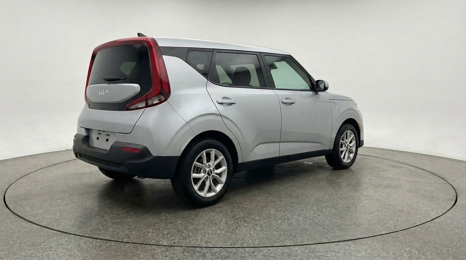 Used 2025 Kia Soul LX w/ LX Technology Package image 9