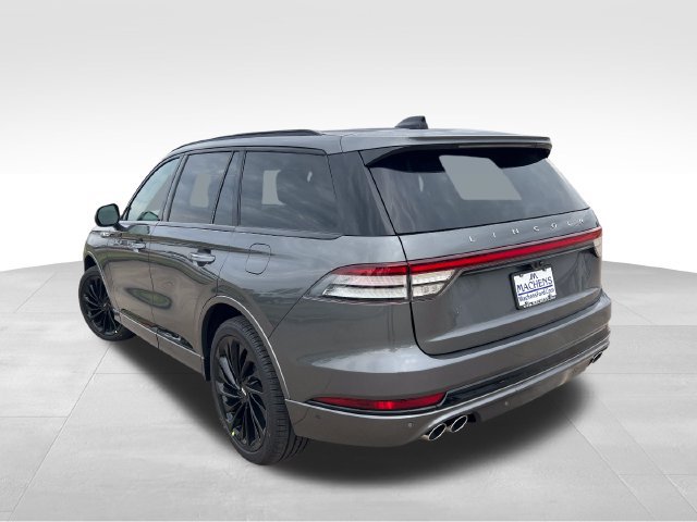 New 2027 Lincoln Aviator Reserve AWD/4WD image 4