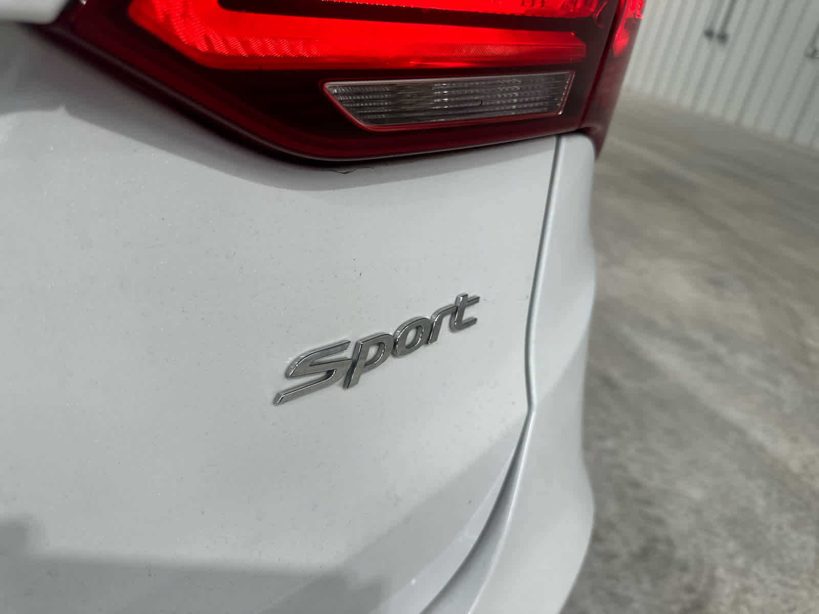 Used 2017 Hyundai Santa Fe Sport FWD image 12