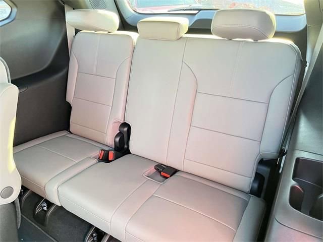 New 2026 GMC Acadia Elevation w/ Elevation Premium Package image 23