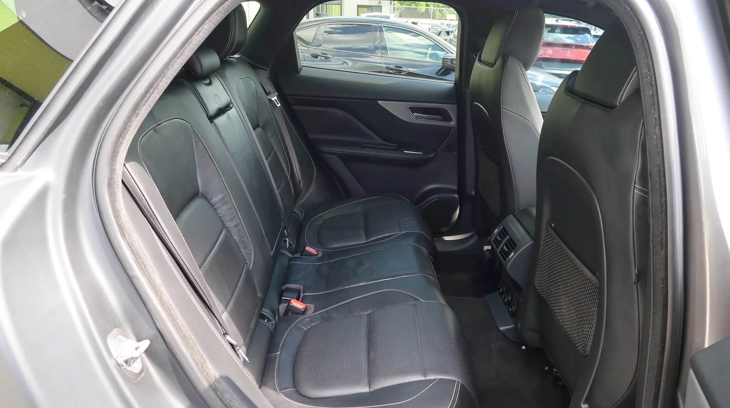 Used 2017 Jaguar F-PACE S AWD/4WD image 23