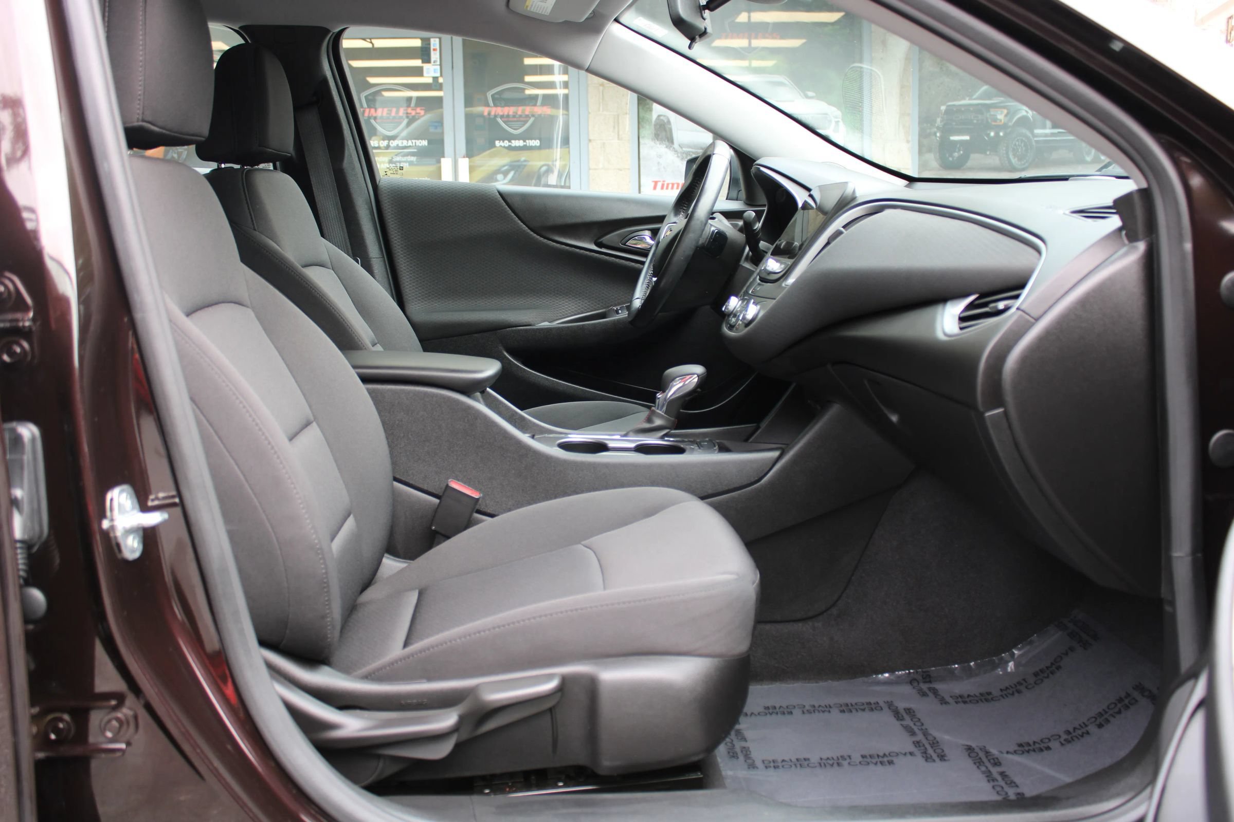 Used 2021 Chevrolet Malibu RS FWD image 8