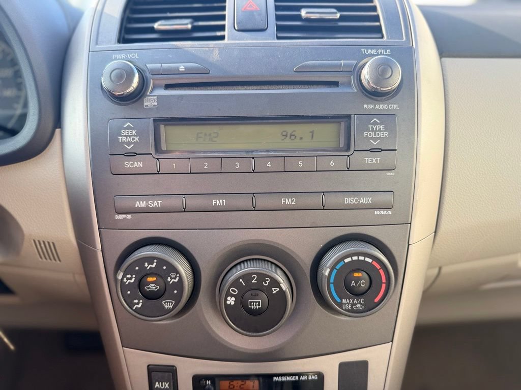 Used 2011 Toyota Corolla LE FWD image 27