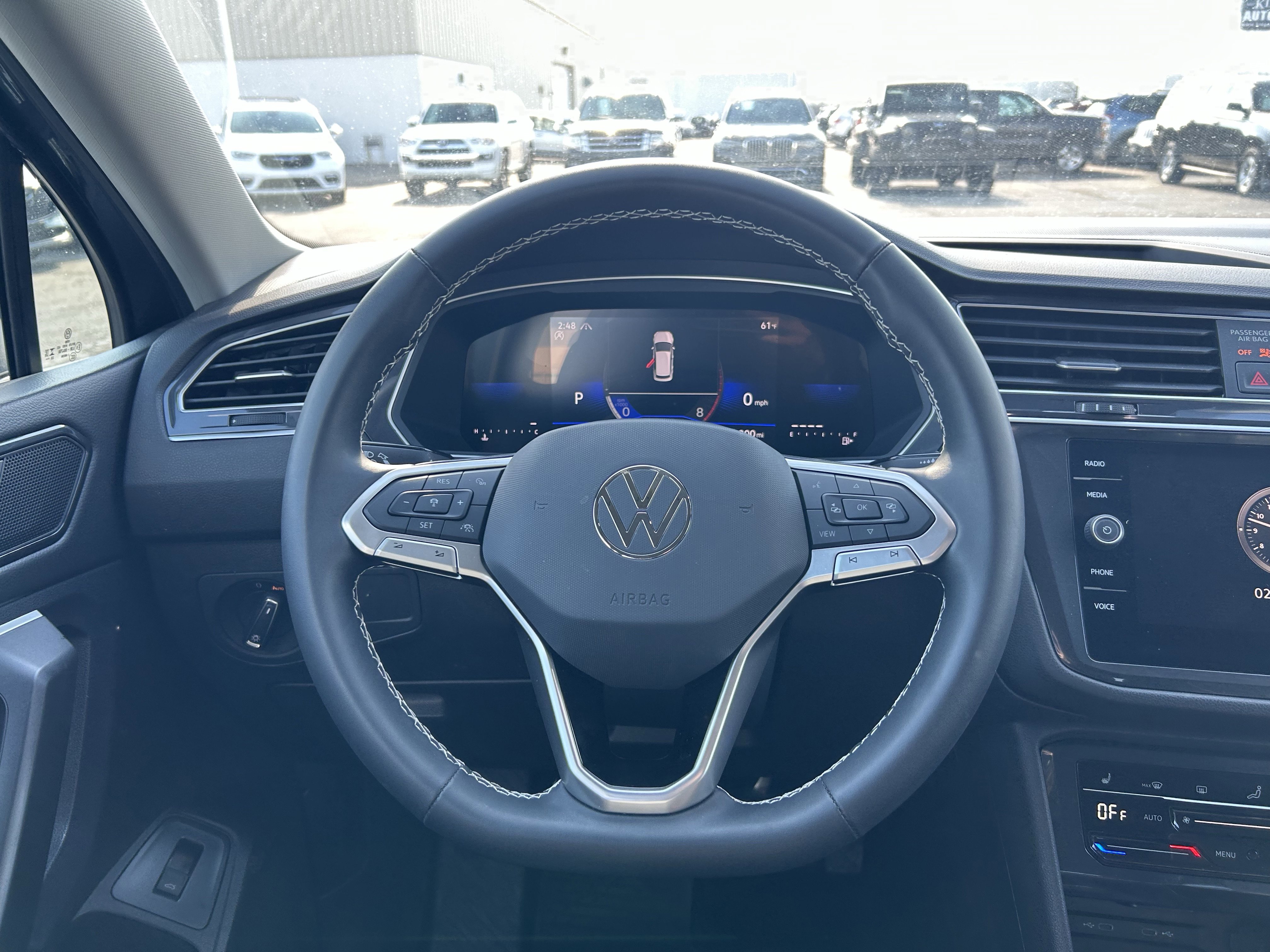 Certified 2024 Volkswagen Tiguan SE image 10