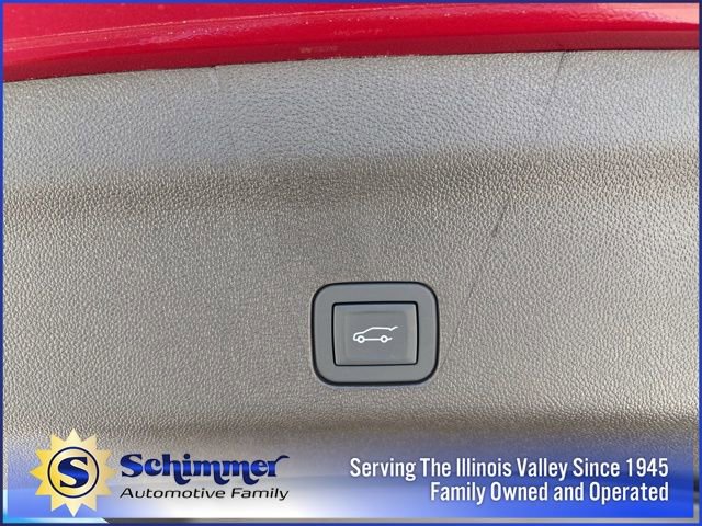 New 2026 Chevrolet Suburban LT w/ Comfort Package image 18