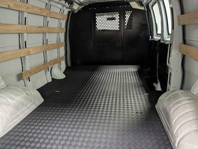 Used 2024 Chevrolet Express 2500 w/ Driver Convenience Package image 5