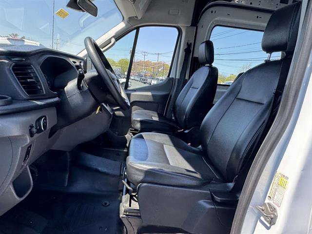 Used 2023 Ford Transit 250 Medium Roof w/ Load Area Protection Package RWD image 30