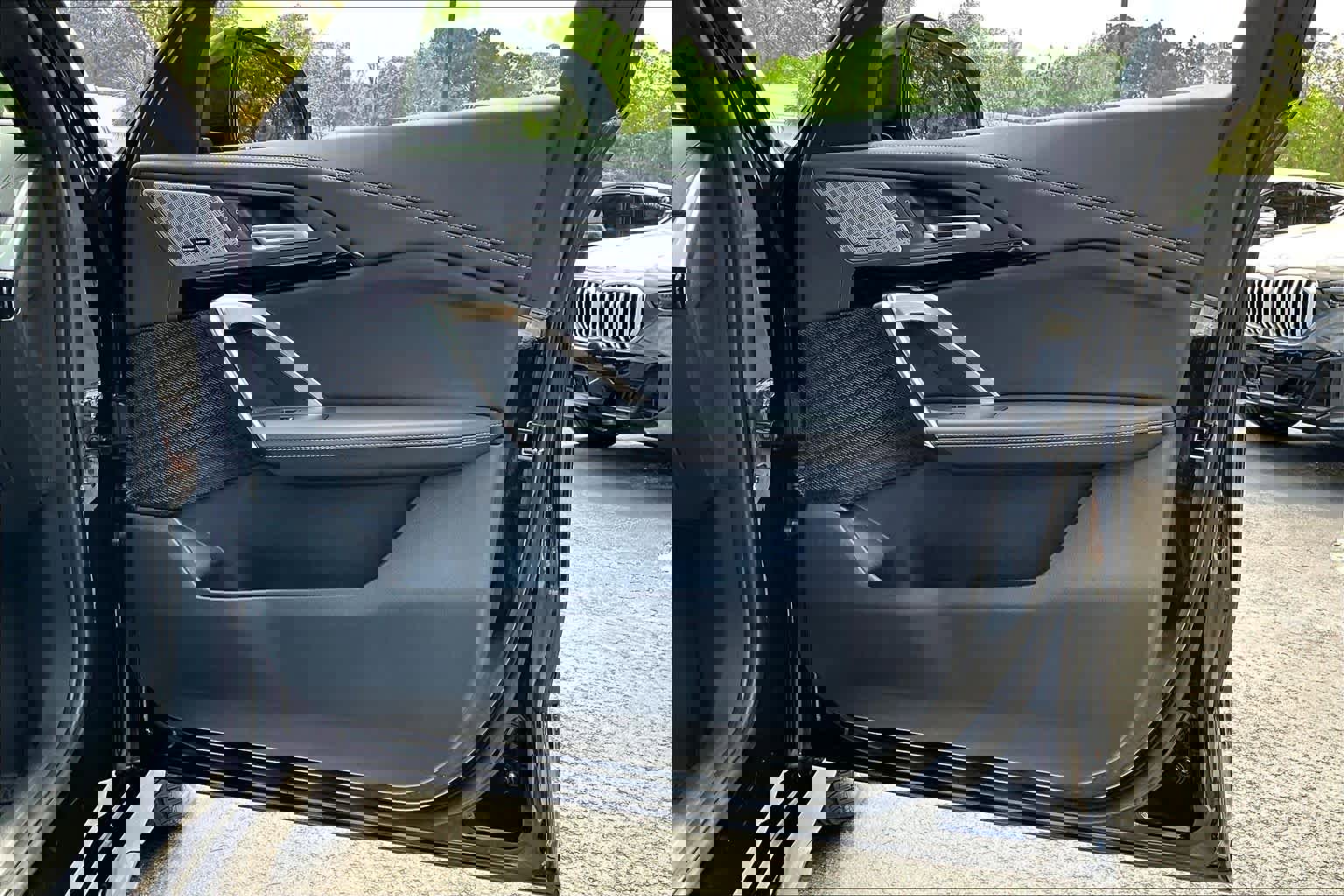 Certified 2025 BMW X1 xDrive28i w/ M Sport Package image 23