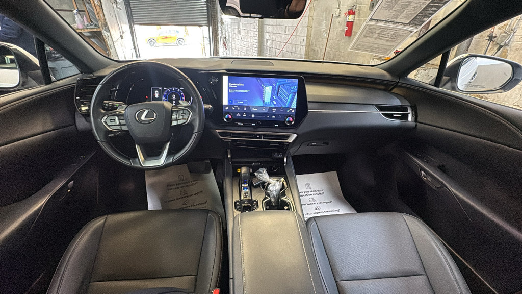 Used 2023 Lexus RX 350 Premium w/ Accessory Package (Z1) AWD/4WD image 28