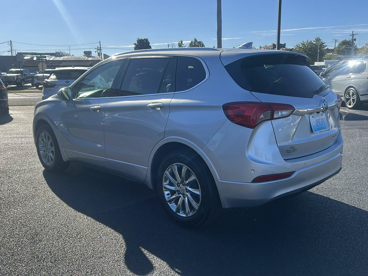 Used 2019 Buick Envision Essence FWD image 7