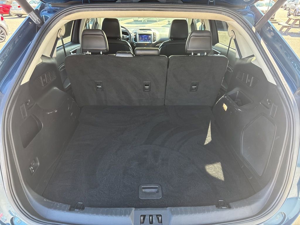 Used 2020 Ford Edge Titanium w/ Equipment Group 301A image 11