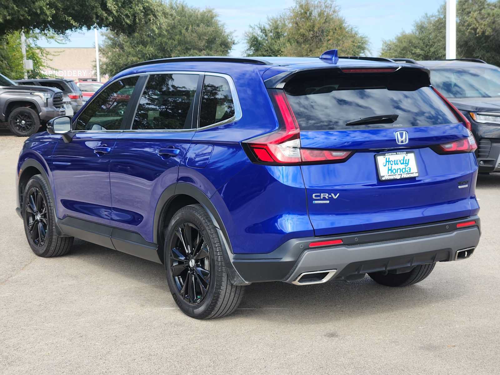Used 2024 Honda CR-V Sport Touring image 6