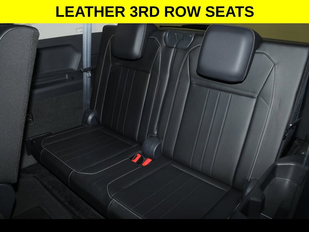 Used 2024 Volkswagen Tiguan SE FWD image 9