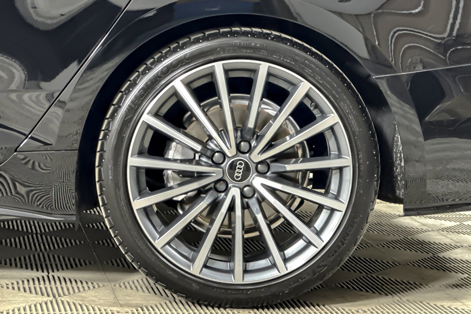 Used 2023 Audi A5 2.0T Premium Plus w/ Premium Plus image 23
