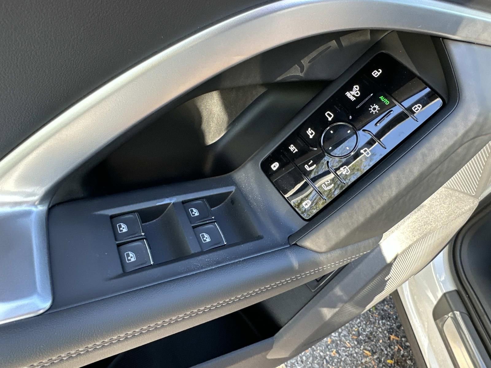 New 2025 Audi Q5 Premium Plus image 13