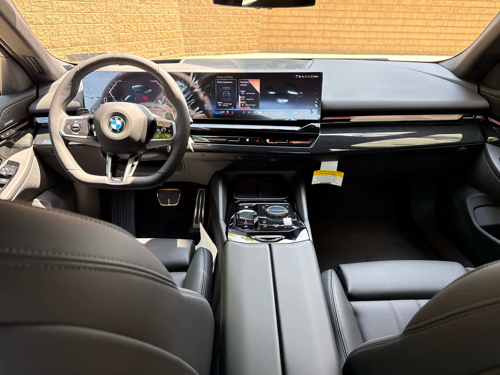 Used 2026 BMW 530i xDrive w/ M Sport Package image 8