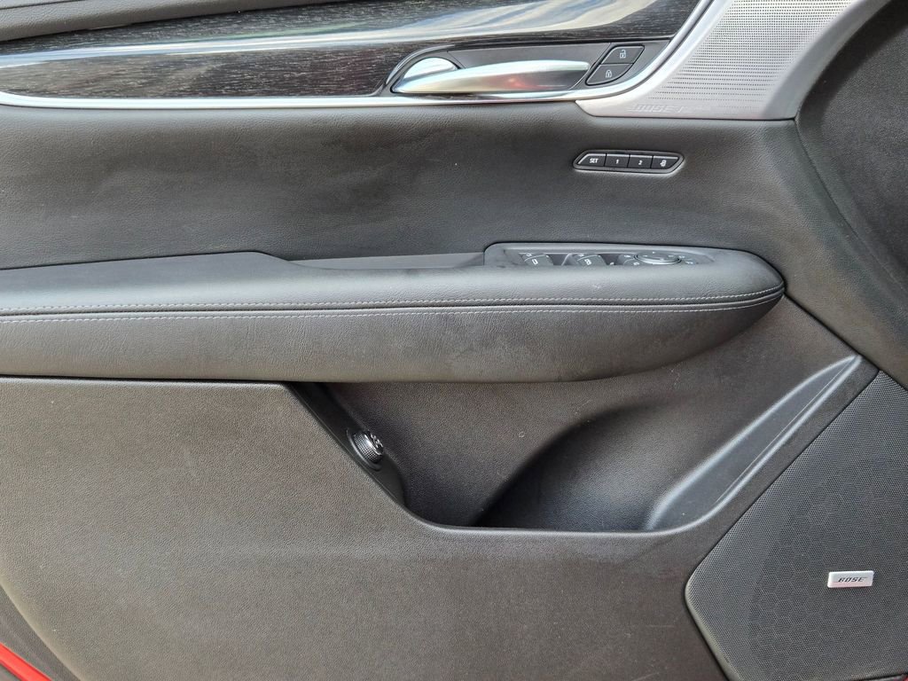 Used 2021 Cadillac XT5 Premium Luxury w/ LPO, Floor Liner Package image 24